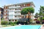 Lignano Riviera - Rezidence Gardenia s bazénem - 200 m od moře