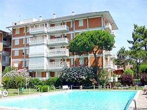 Lignano Riviera - Rezidence Gardenia s bazénem - 200 m od moře