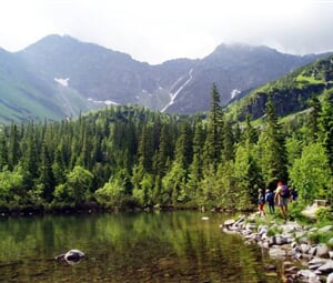SLOVENSKÉ LETNÍ PERLY -VÁH, ORAVA, DUNAJEC, HRON vodácký zájezd kánoe