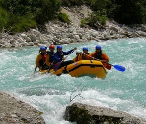 RAFTING A LYŽOVÁNÍ v JULSKÝCH ALPÁCH Soča, Sáva Bohinjka, lyžování a nebo skialpinistický výšlap na Kanin NOVINKA