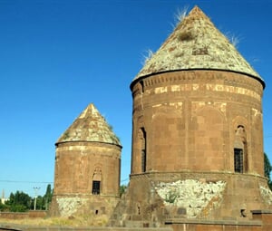Ahlat 1