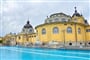 Maďarsko - lázně Szechenyi shutterstock