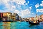 Itálie - Benátky, kanál Grande, gondoly