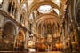 Poznávací zájezd Španělsko -  Montserrat, interiér baziliky sv. Panny Marie Montserratské