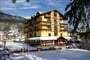 Foto - Hotely*** Paganella - různé hotely - 5/6denní lyžařský balíček se skipasem a dopravou v ceně