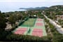 Tenisové a víceúčelové kurty, Costa Rei, Sardinie, Itálie