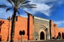 Maroko - Marrakesh - městské hradby s bránou
