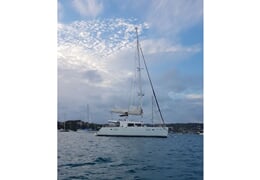 Lagoon 450 Fly - Kaus Australis (A/C, WM, Generator, Inverter)