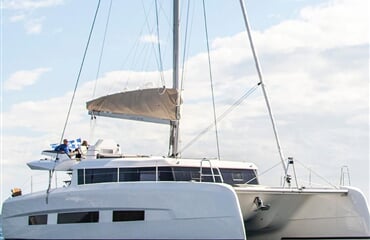 Dufour Catamaran 48 - Blue Horizon - Green Wave / Skippered