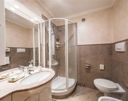 Ancona double room 3