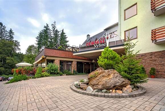hotel termal vyhne 19