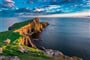 Skotsko - Isle of Skye, maják Neist Point