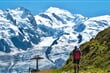 Výhled na nejvyšší vrchol Alp Mt. Blanc (4 810 m)