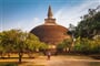 Sri_Lanka_stupa Rankot Vihara_shutterstock_1011692905