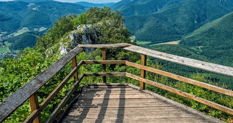 Poznávací zájezd Slovensko - Muráňská planina, výhled z hradu Muráň