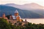 Ananuri_shutterstock_746438983
