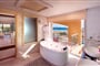 Hotel Premier Le Reve & Spa: fotografie vybavení exteriérů a interiérů ubytování.