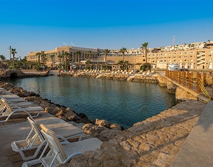 Hotel Pickalbatros Citadel Resort Sahl Hasheesh: fotografie vybavení exteriérů a interiérů ubytování.