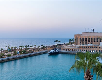 Hotel Pickalbatros Citadel Resort Sahl Hasheesh: fotografie vybavení exteriérů a interiérů ubytování.