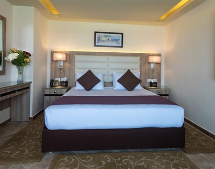 Hotel Pickalbatros Citadel Resort Sahl Hasheesh: fotografie vybavení exteriérů a interiérů ubytování.