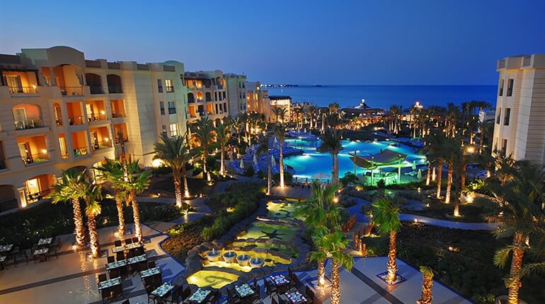 Hotel Tropitel Sahl Hasheesh: fotografie vybavení exteriérů a interiérů ubytování.