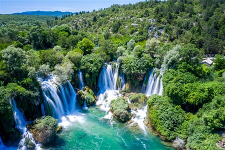 Bosna a Hercegovina + SARAJEVO + KOUPÁNÍ U VODOPÁDŮ KRAVICA (letecky z Prahy)