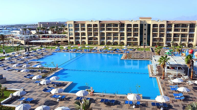 White-Beach-resort-3