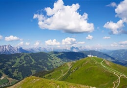 Rakousko – Alpské Panorama Saalbachu S Kartou