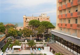 Hotel Due Mari**** - Rimini Miramare