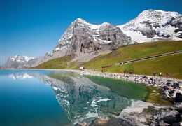 Interlaken, Lauterbrunnen, Grindenwald - Jungfrau, Mönch a Eiger se slevovou kartou - Švýcarský trojlístek