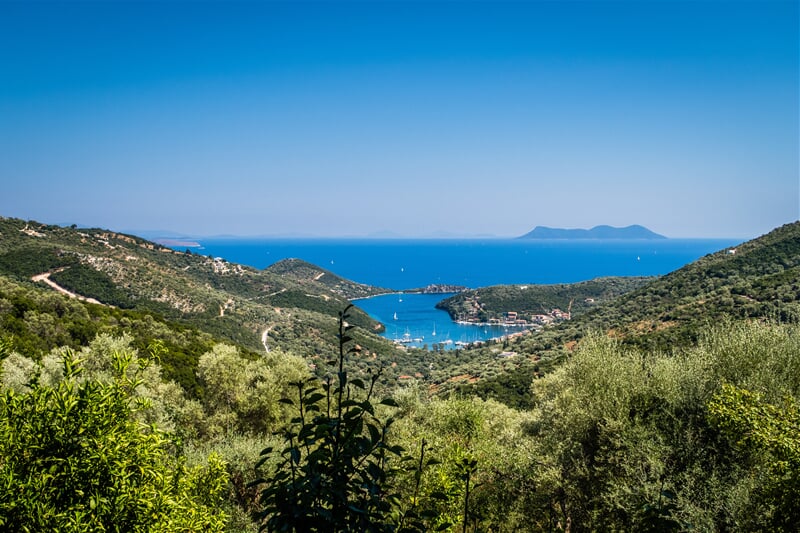 Lefkada, zátoky na východním pobřeží ostrova