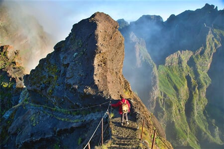 Madeira - pohodová turistika na květinovém ostrově věčného jara