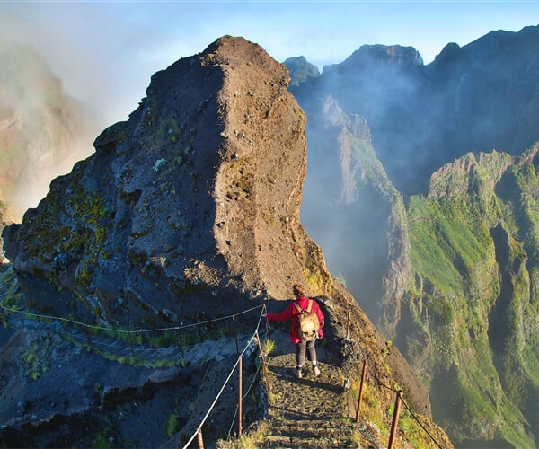 Madeira - pohodová turistika na květinovém ostrově věčného jara