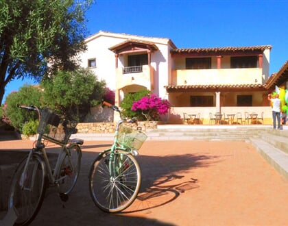 Exteriér, Golfo di Marinella, Sardinie