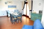 Obývací část v apartmánech VIP, Punta Marana, Sardinie