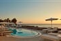 Hotel Costa Grand Resort & Spa: fotografie vybavení exteriérů a interiérů ubytování.