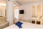 Hotel La Mer Deluxe: fotografie vybavení exteriérů a interiérů ubytování.