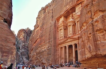 Pohoda u moře v Jordánsku s památkami UNESCO, polopenzí a vstupy v ceně