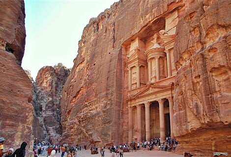 Pohoda u moře v Jordánsku s památkami UNESCO, polopenzí a vstupy v ceně