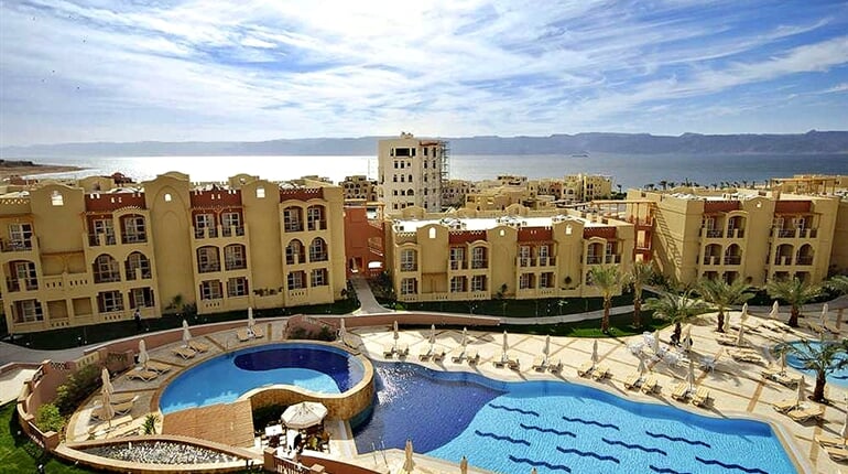Jordánsko - hotelu u Rudého moře v Tala Bay (Aqaba)