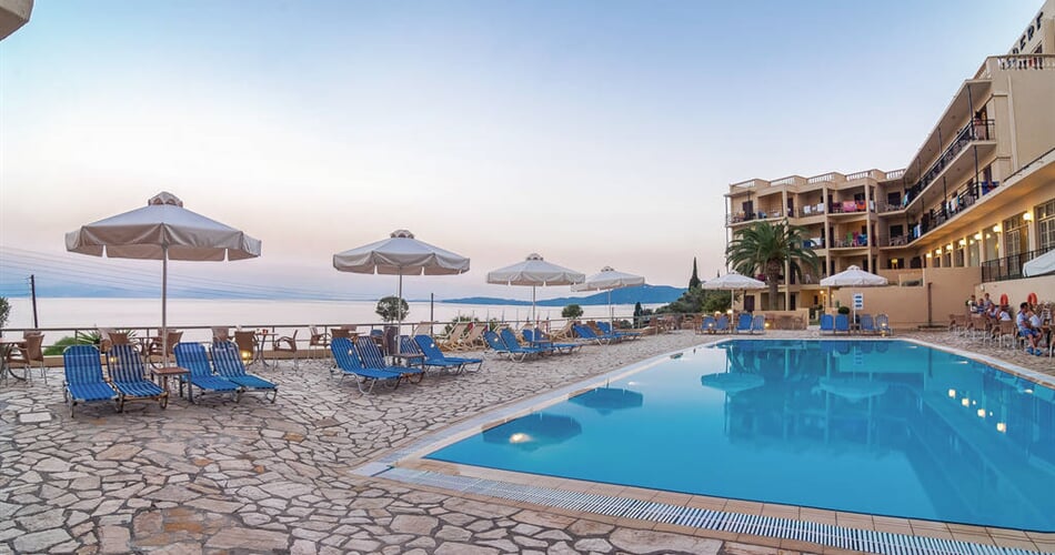 Foto - Agios Ioannis Peristeron - Hotel Belvedere ***
