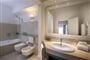 SUPERIOR COTTAGE koupelna s vanou, Chia, Sardinie
