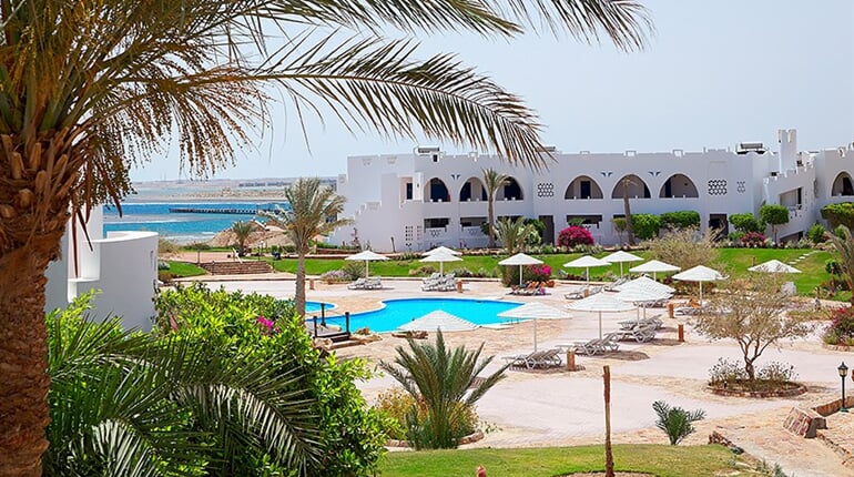 Hotel The Three Corners Equinox Beach Resort: fotografie vybavení exteriérů a interiérů ubytování.
