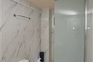toiletes apartment 4.JPG