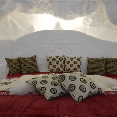 Igloo rooms (2)