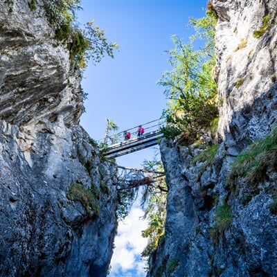 Climbing © Consorzio Turistico Marmolada