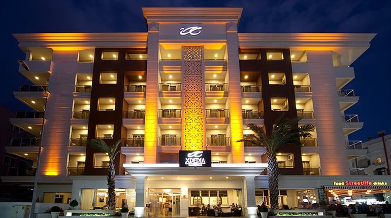 Hotel Xperia Grand Bali: fotografie vybavení exteriérů a interiérů ubytování.