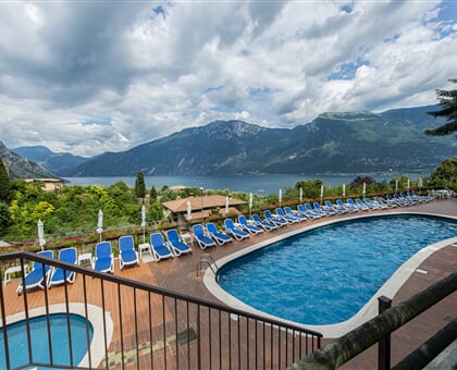 Oasi rezidence limone sul garda leto201 (12)