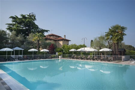 Villa Maria hotel desanzanodelgarda leto2021 (8)