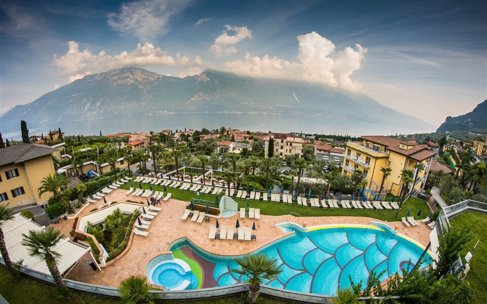 Royal village hotel limonesulgarda leto2021 (7)